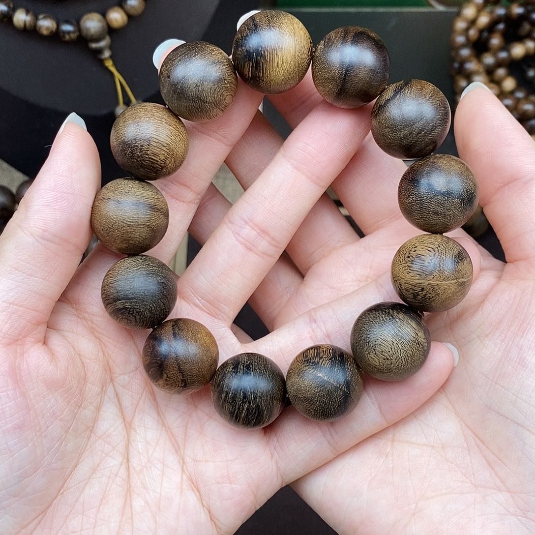 沉香手串越南芽庄白奇楠虎皮缨子瘤疤沉水1.8