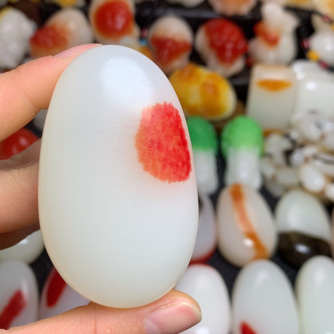 新疆戈壁石五彩石