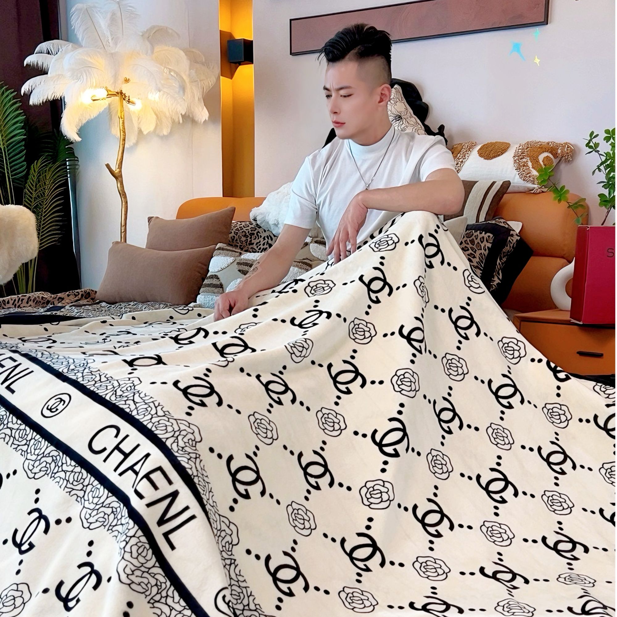 2025早秋薄款高奢超细旦蛋白绒毯午睡空调毯沙发毯【香香】