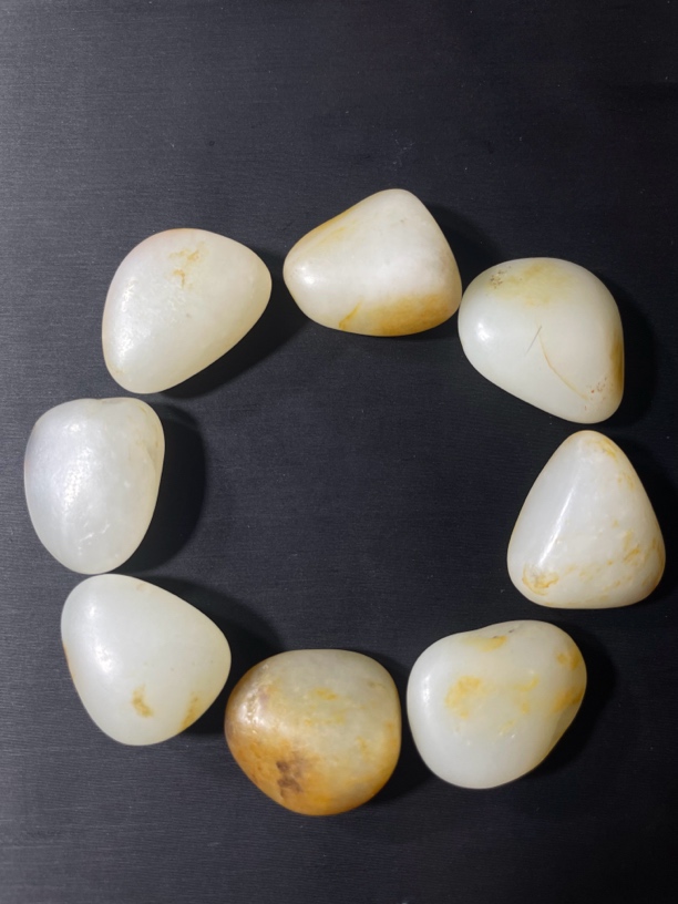 新疆和田玉原石手串56g时尚百搭