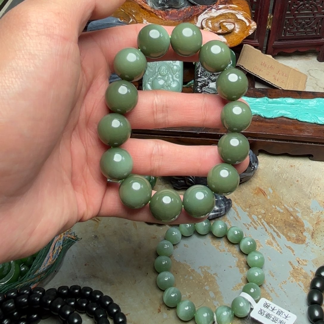 和田玉把件未镶嵌厉*了