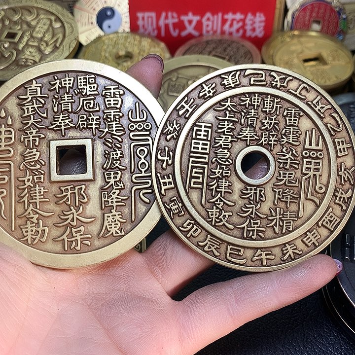 铜现代工艺品花钱16