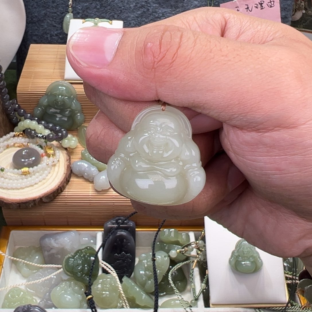 和田玉吊坠(不含链)未镶嵌下*次30mm佛公