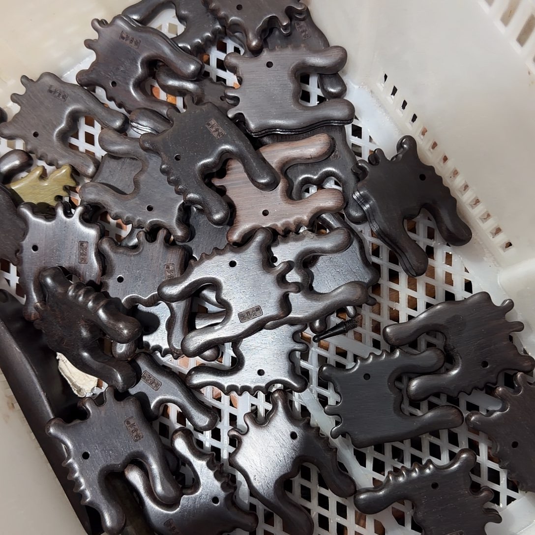 紫光檀鼻子放松工具瑕疵款