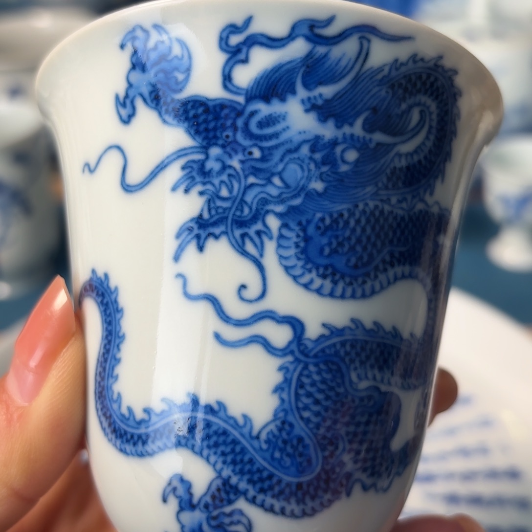 杯柴窑青花瓷艺术品