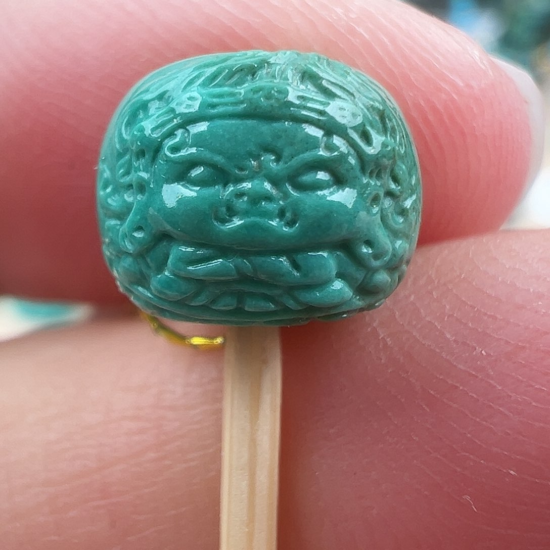 绿松石配饰未镶嵌