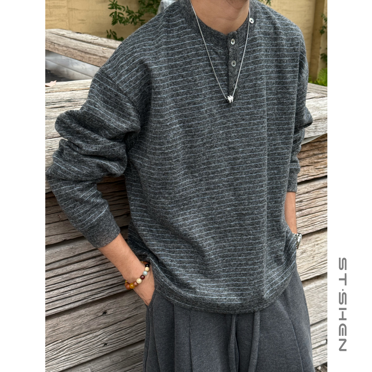 【ST·Shen】秋季新款百搭舒适亨利领圆领带扣条纹款羊毛长袖T1072