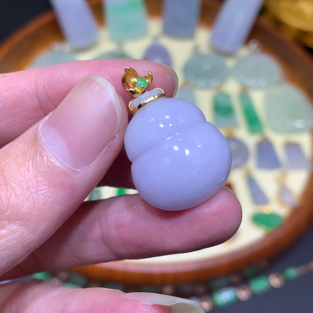 翡翠吊坠(不含链)18K金镶嵌