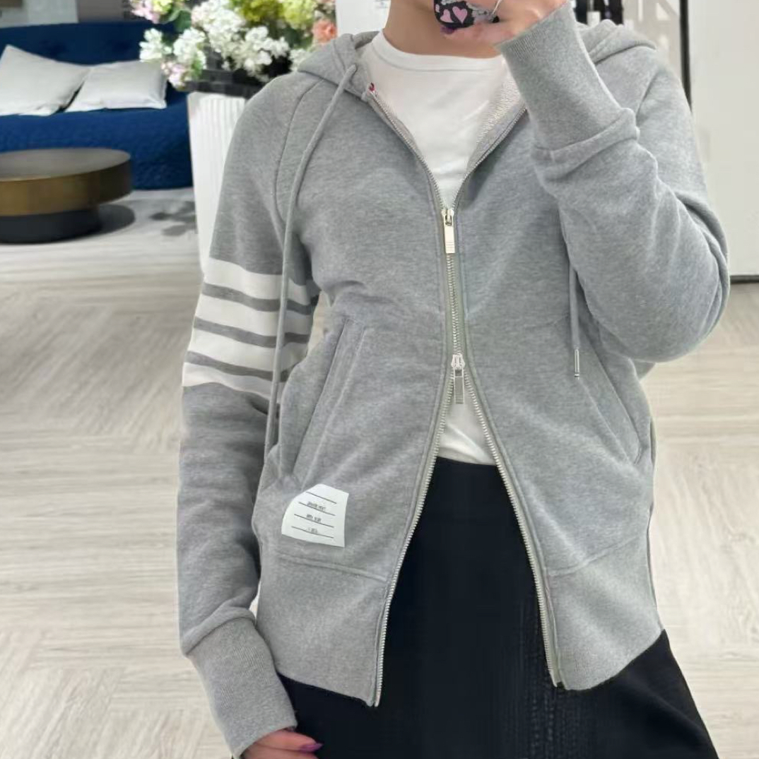 99新 THOMBROWNE 经典四条纹拉链连帽卫衣/2码