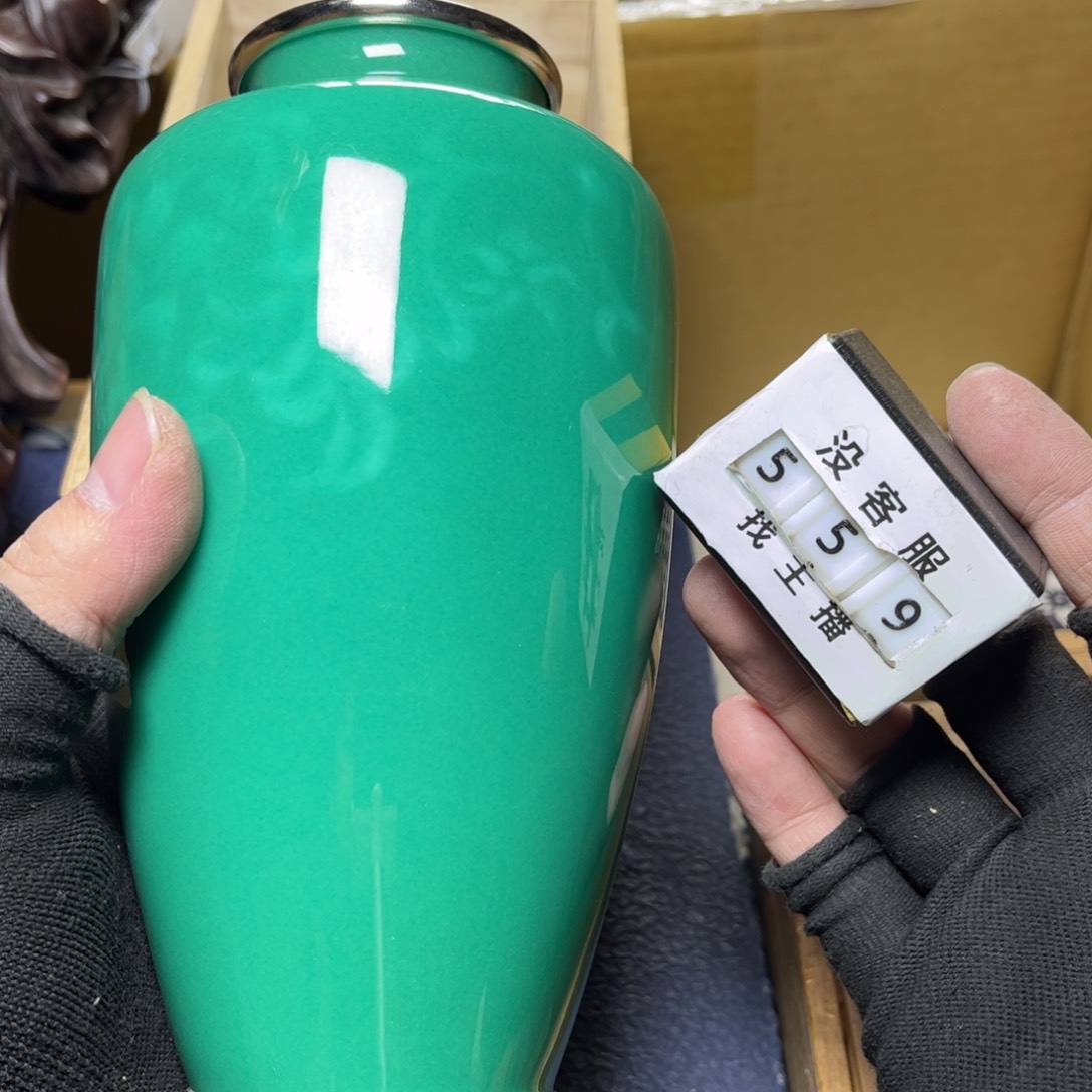 /中古商品非全新，下单找主播看细节 