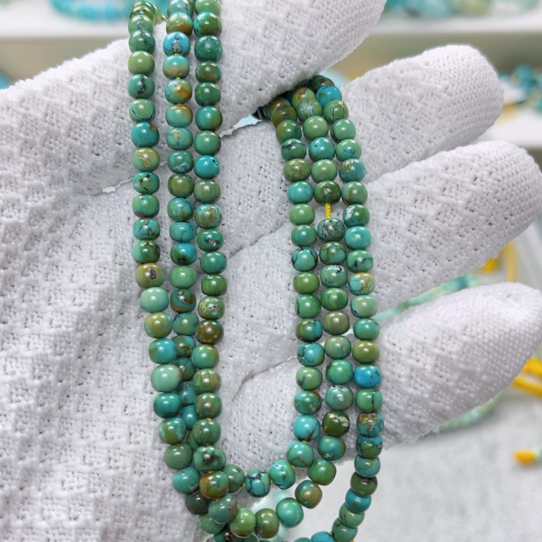 绿松石绿松石未镶嵌