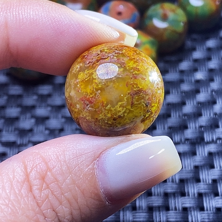 建***玛瑙/玉髓未镶嵌颈饰