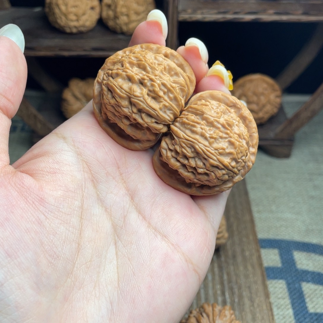 文玩核桃吊坠40全品白狮子