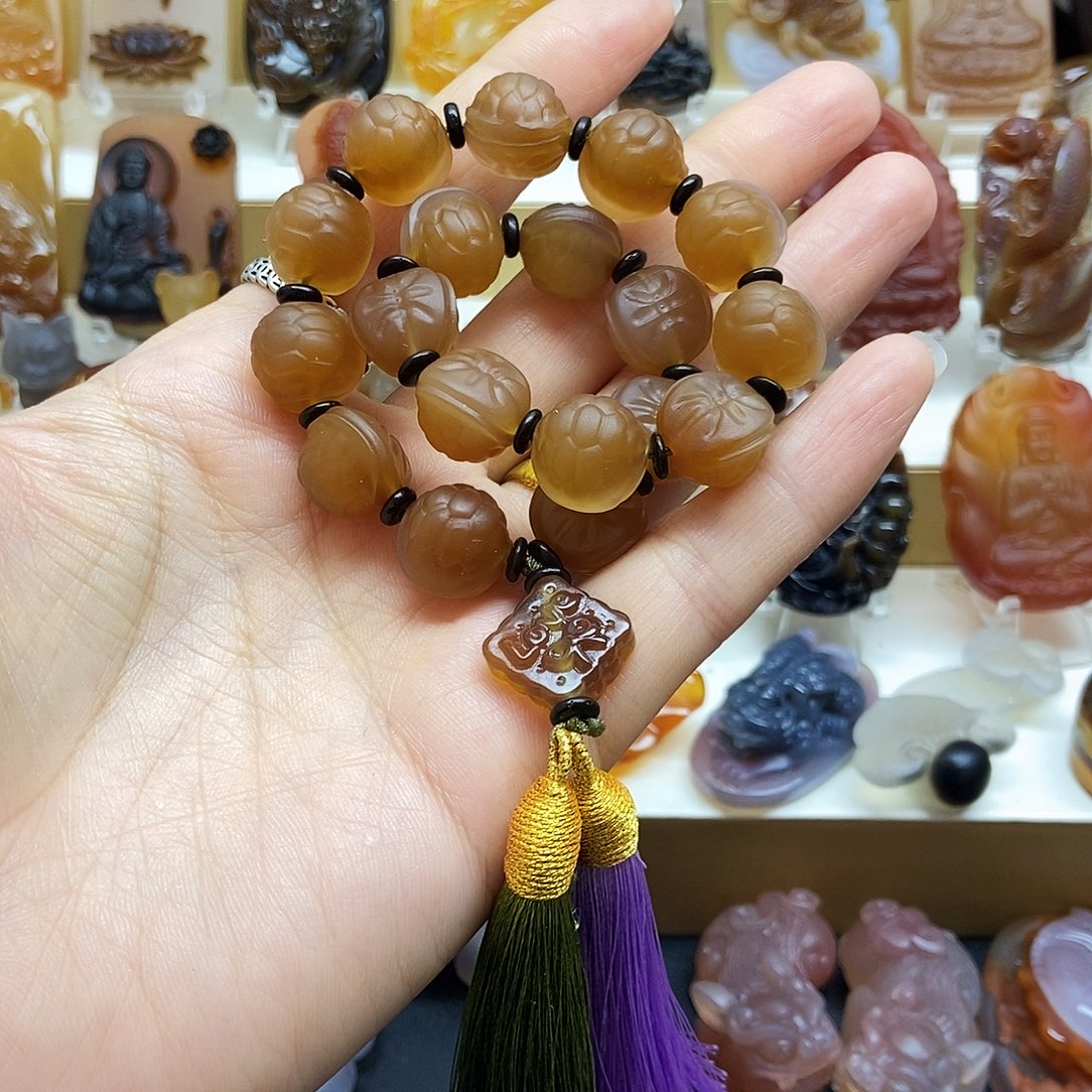 C***X玛瑙/玉髓未镶嵌颈饰