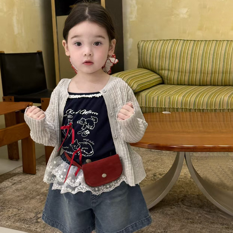 R25122韩版夏季卡通印花蝴蝶结上衣针织开衫百搭屁帘短裤子三件套