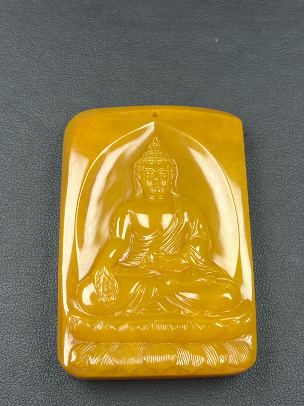 黄龙玉水冲料大日如来64-44-12mm
