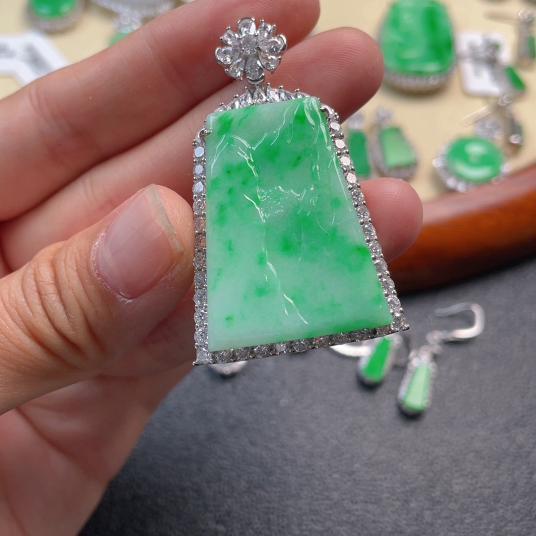 翡翠吊坠(不含链)银S925镶嵌