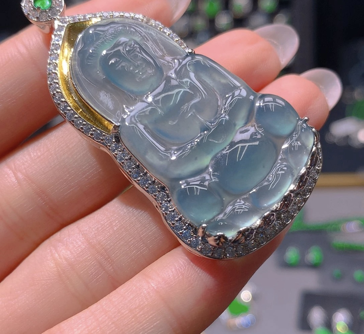 天然A货翡翠大观音