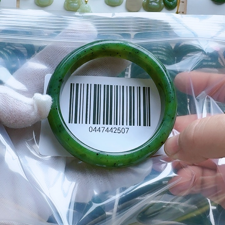 和田玉（碧玉）手镯未镶嵌6162