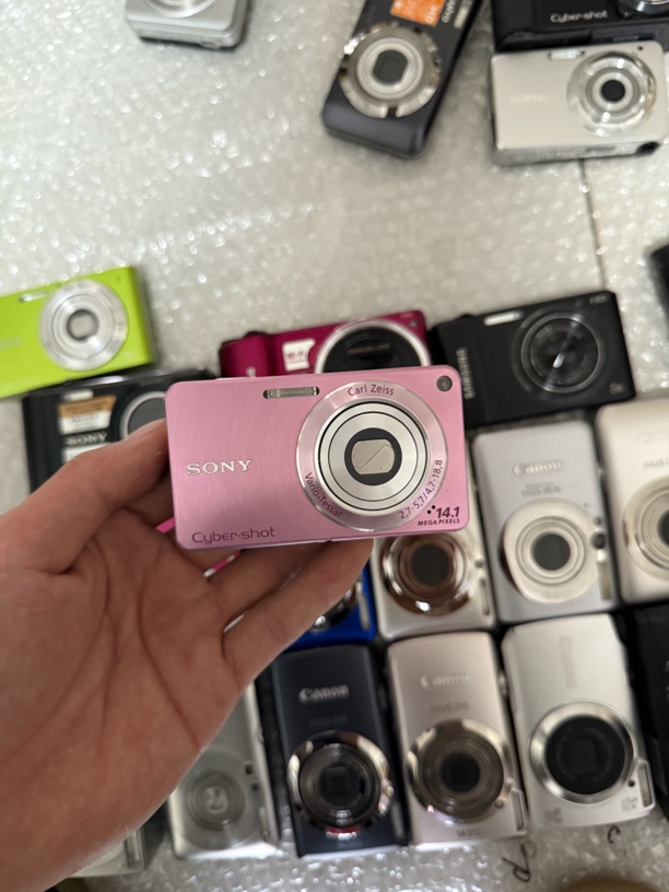 99新 Sony/索尼 w350 大热门机型 超稀有粉色 巨新成色