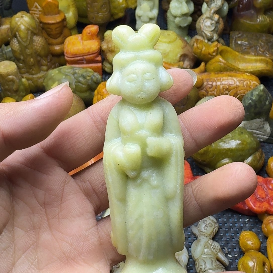 白玉菩提吊坠。。。