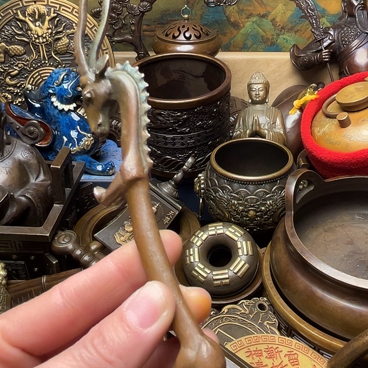 精美铜器批发档口