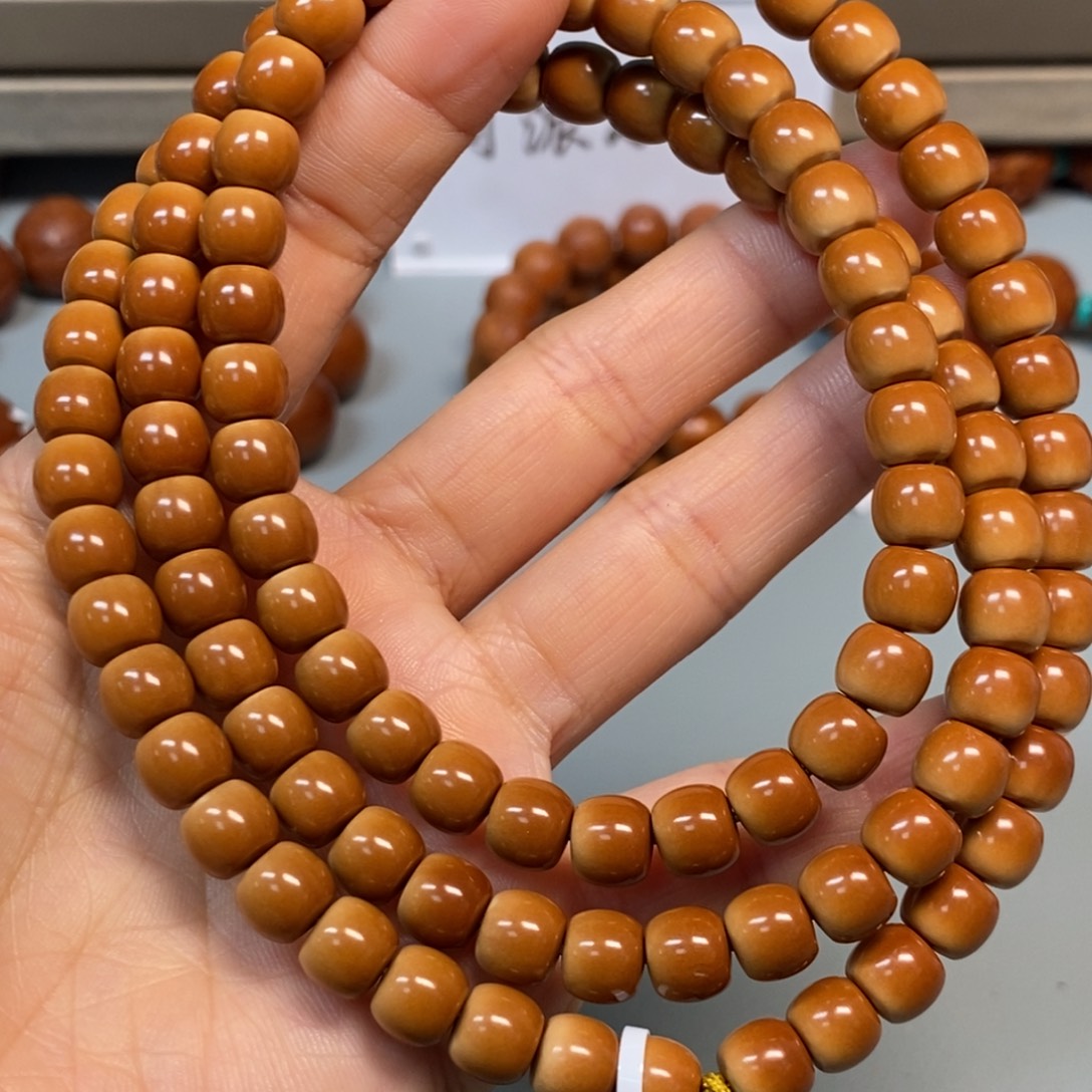 橄榄核手串/手链0.79核尖