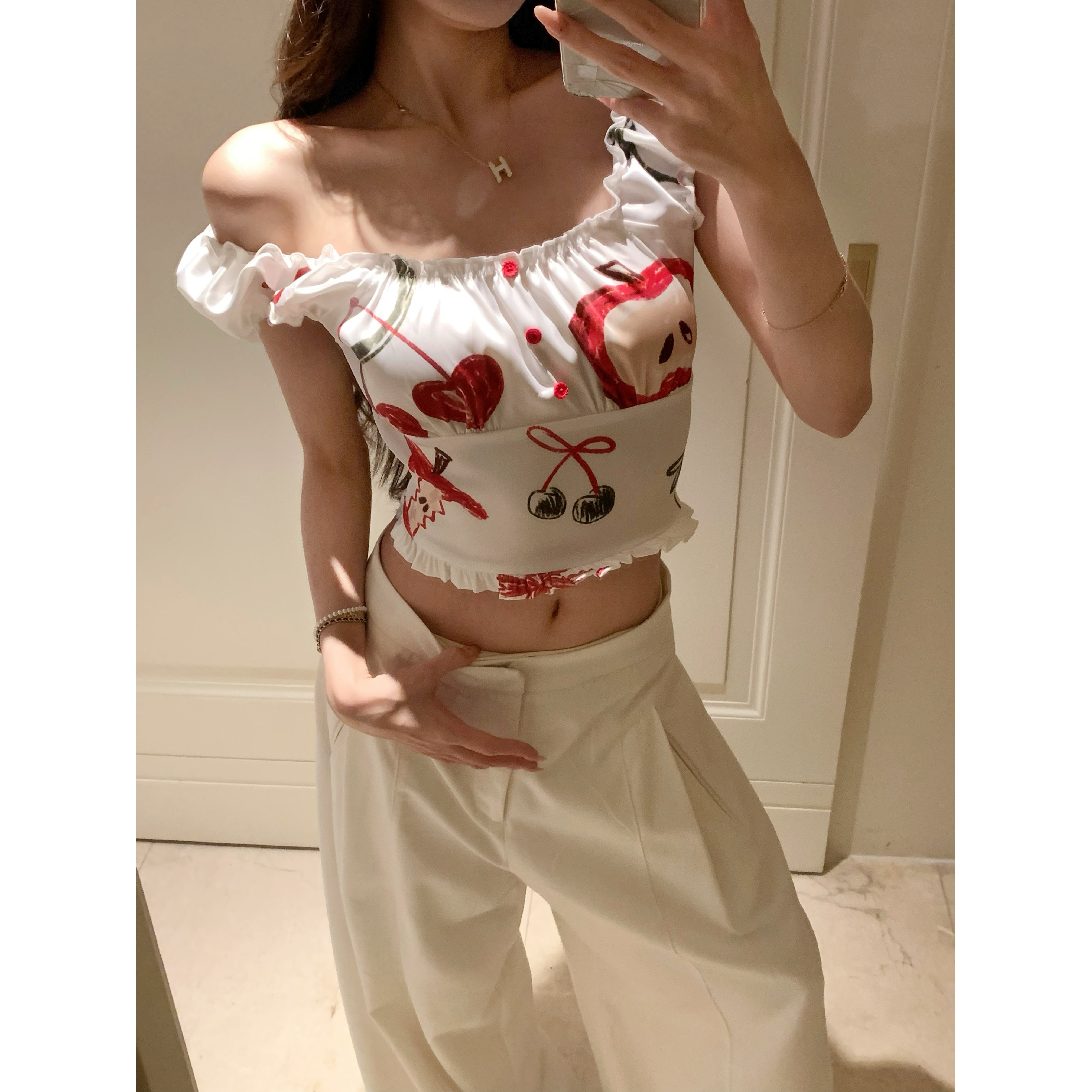 withmin白兔 清甜一夏 甜辣风涂鸦印花吊带背心修身短上衣2523332