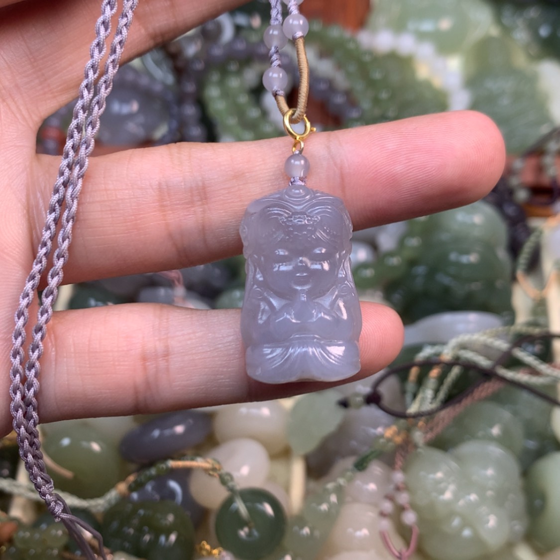 【闪购商品】颈饰未镶嵌和田玉比*