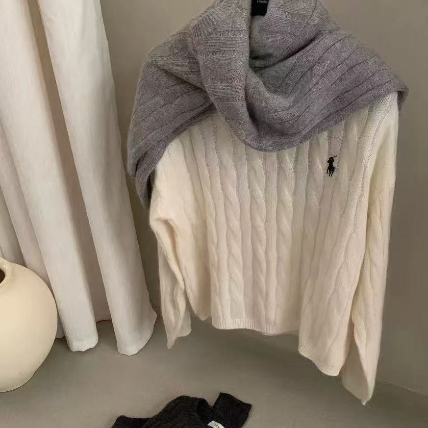 S1515 白色小马 拉夫套头圆领针织衫毛衣女上衣百搭复古麻花秋冬