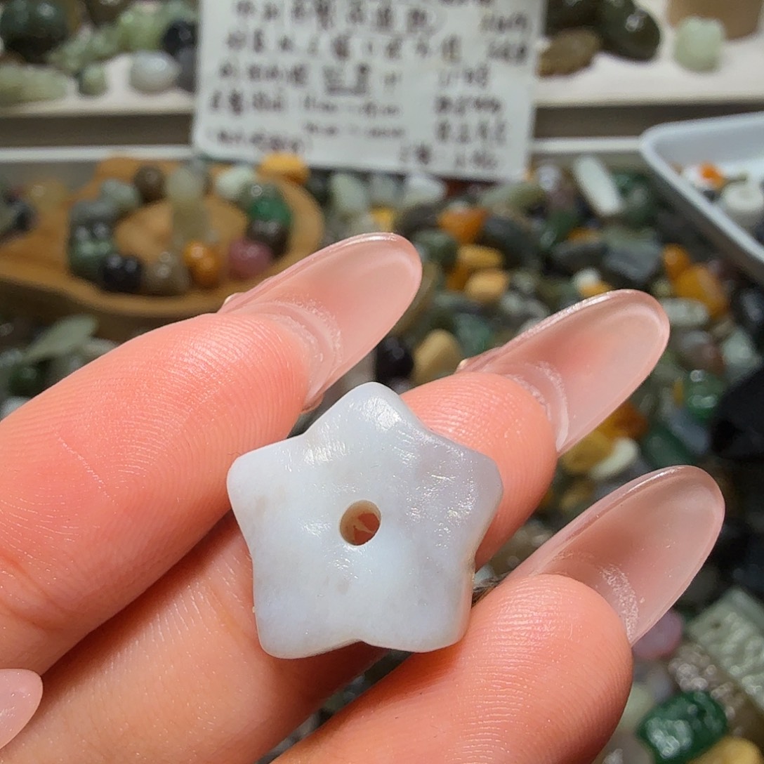 和田玉未镶嵌珠宝奇石