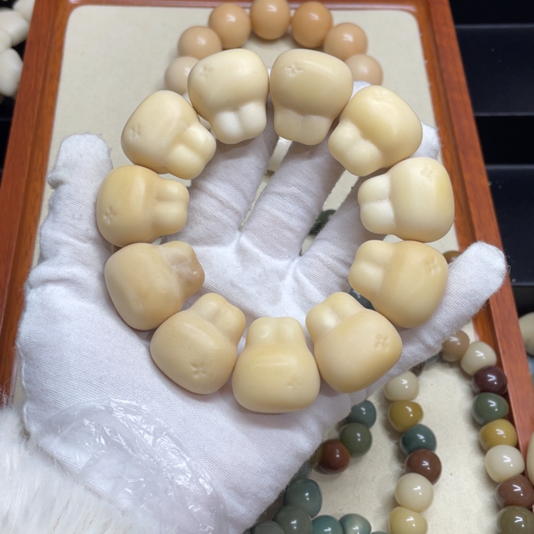 菩提根/象牙果吊坠27干磨瑕疵牙果兔头807