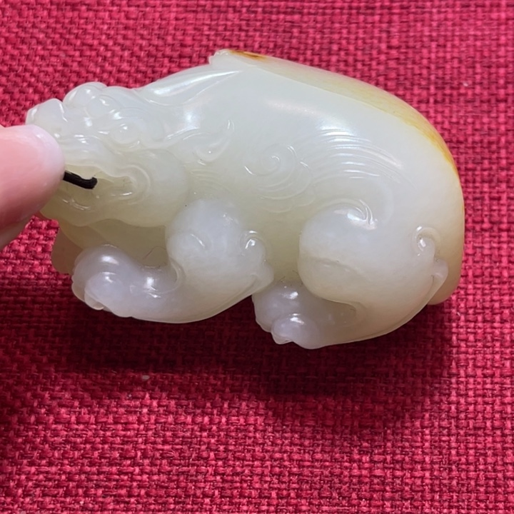 和田玉把件未镶嵌貔貅