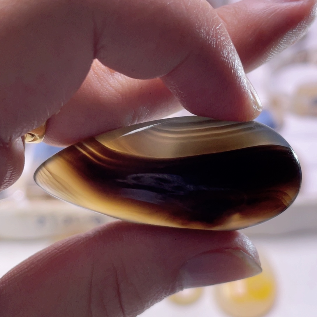 玛瑙/玉髓未镶嵌珠宝奇石