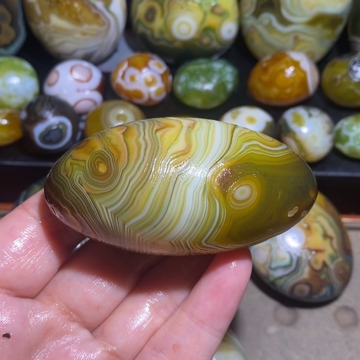 玛瑙/玉髓未镶嵌珠宝半成品