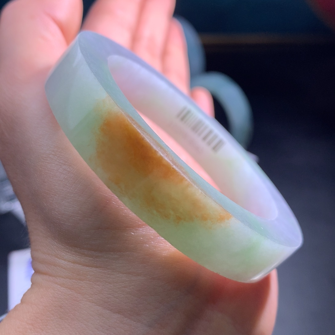 未镶嵌特价大漏三彩定制翡翠