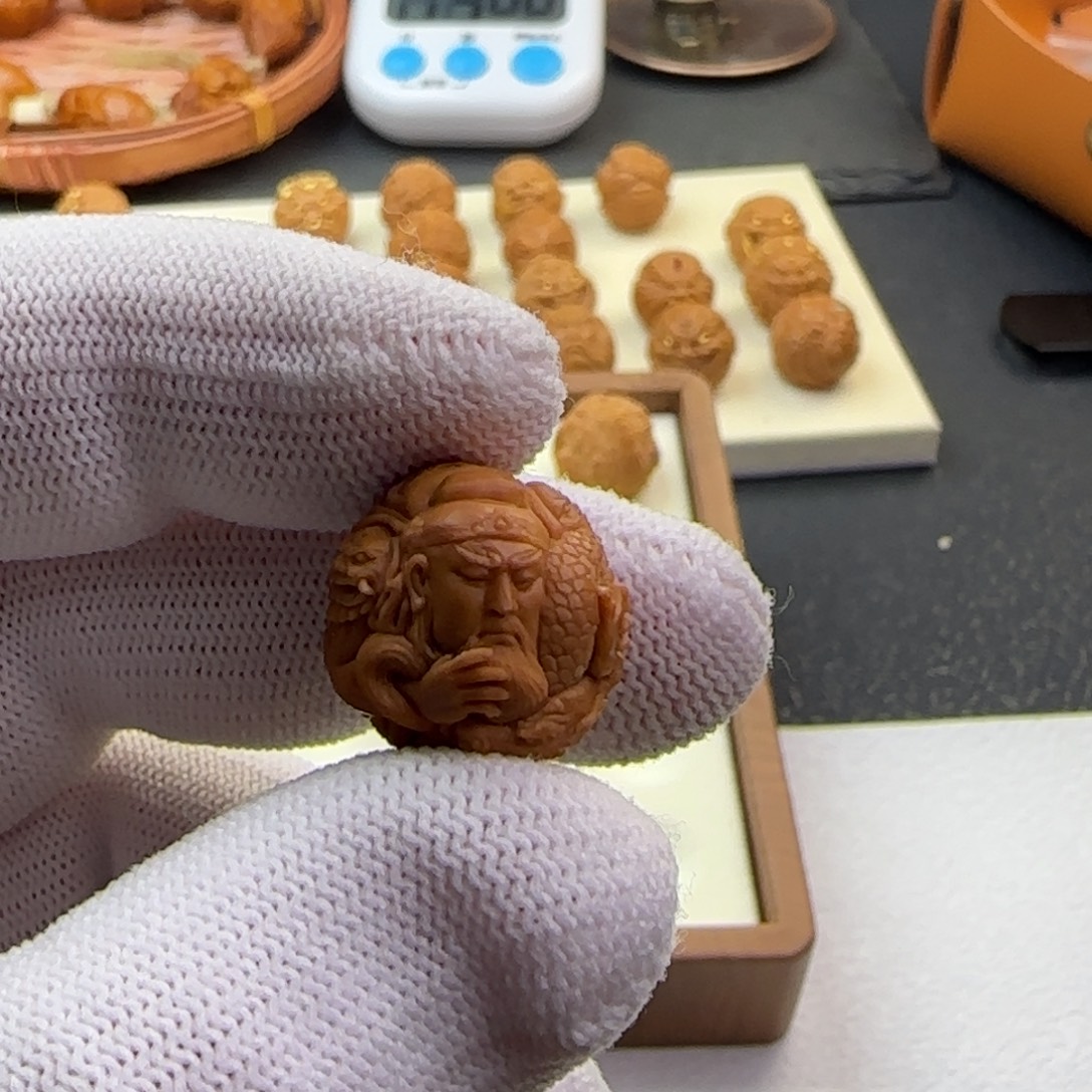 关公定向猴头雕刻