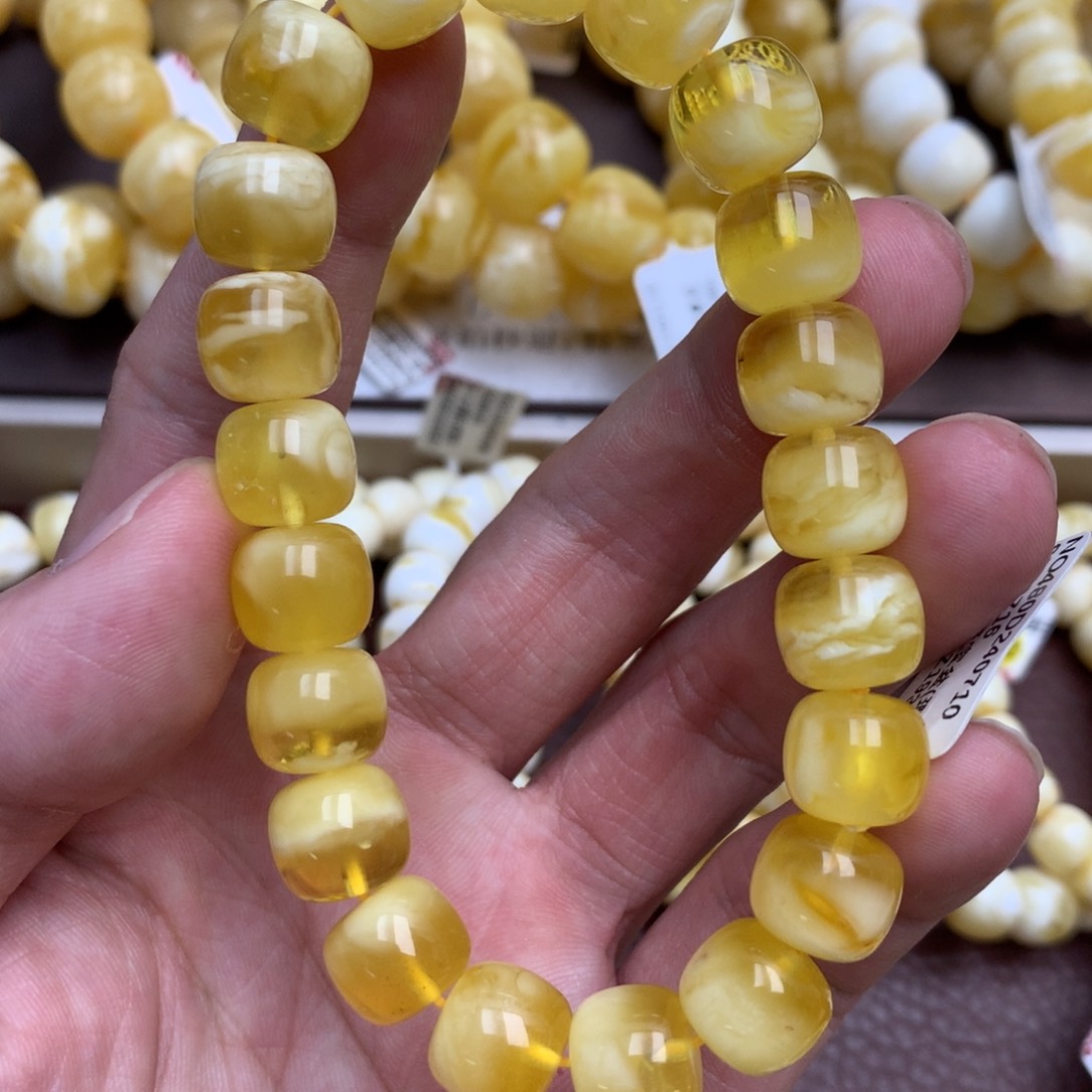 琥珀未镶嵌珠宝奇石32