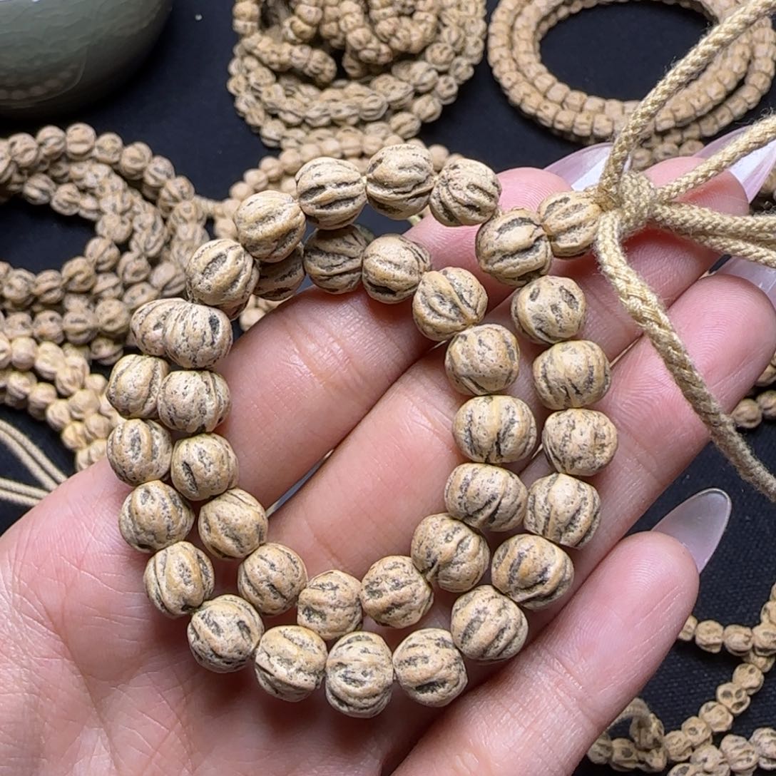 柏香籽/百香籽吊坠南*