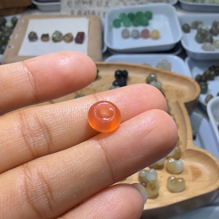 和田玉未镶嵌珠宝半成品