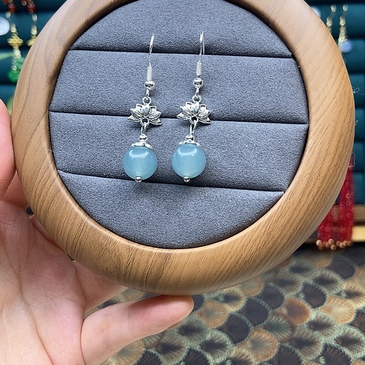 石英质玉耳钉合金