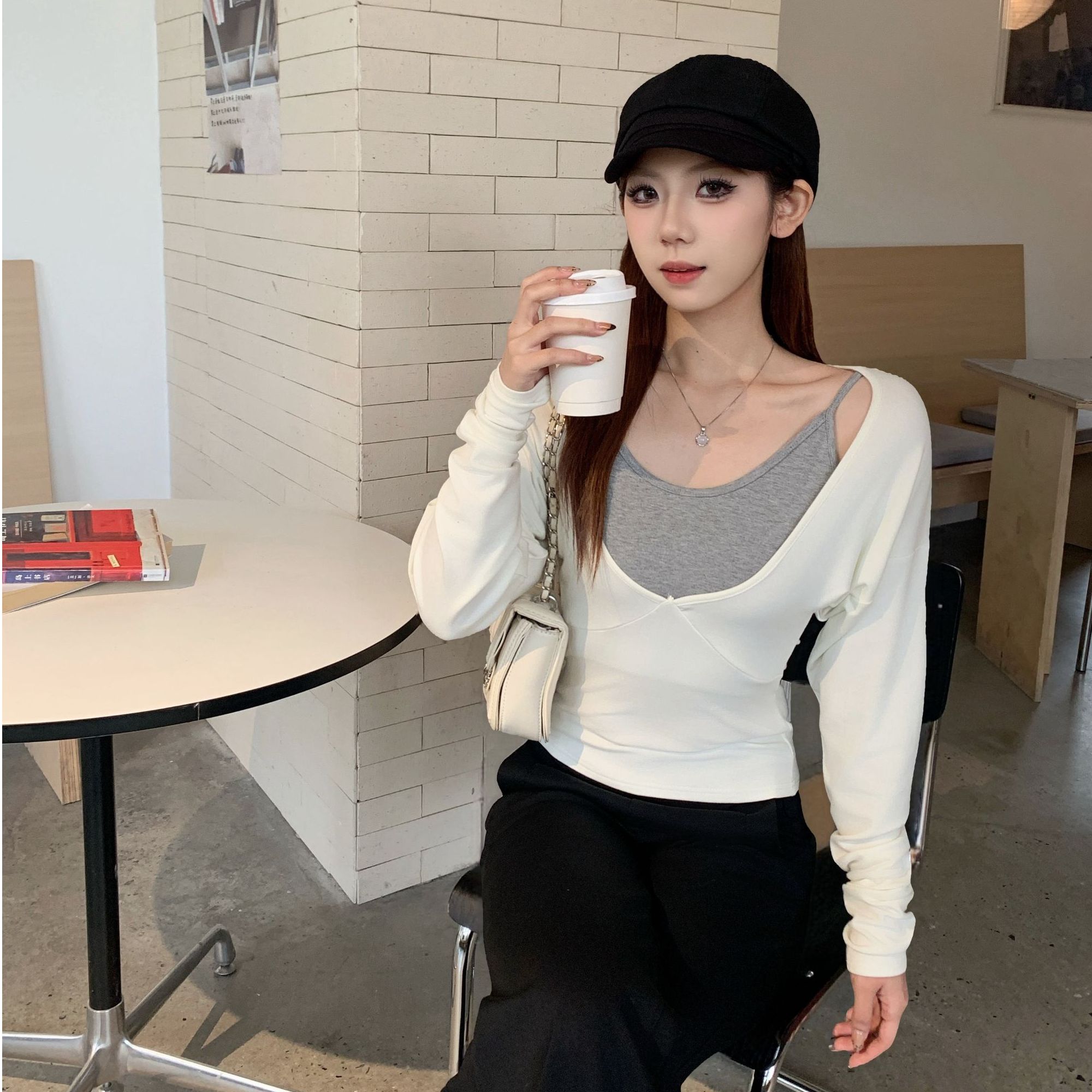 宽松慵懒韩系拼色V领假两件女秋冬气质简约加绒磨毛打底衫上衣