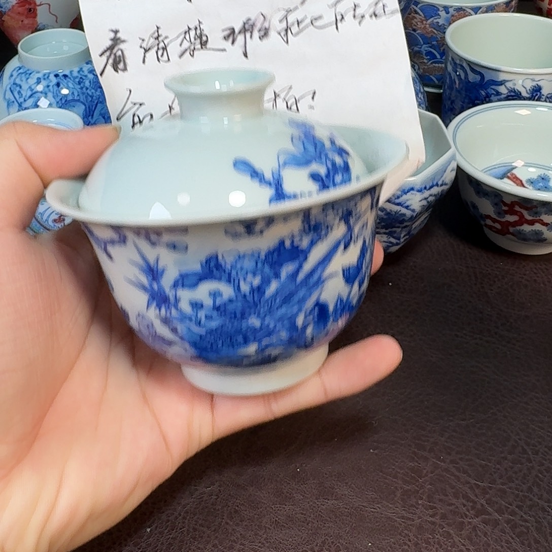 现代景德镇陶瓷盖碗