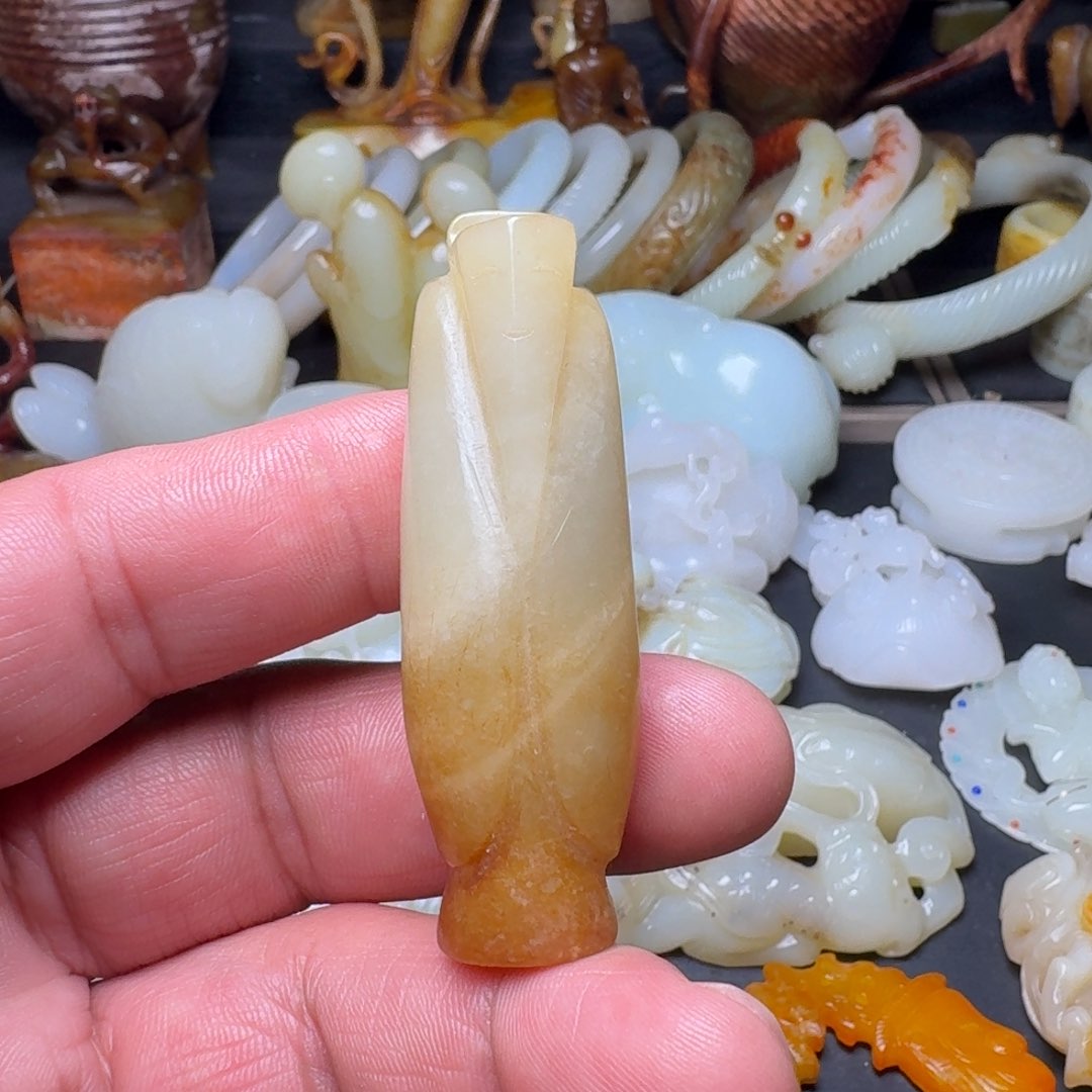 和田玉挂件未镶嵌