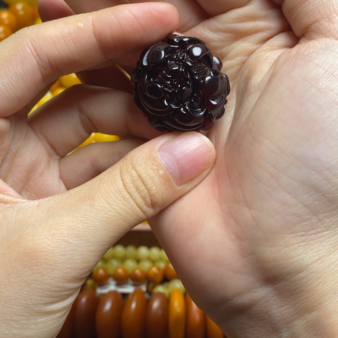 琥珀未镶嵌珠宝奇石蜜蜡