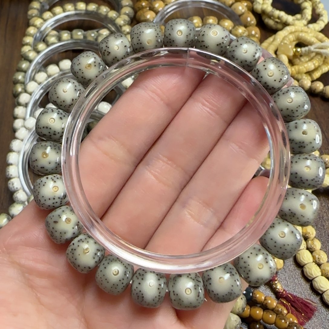 星月菩提手串一物一图10×9灰透