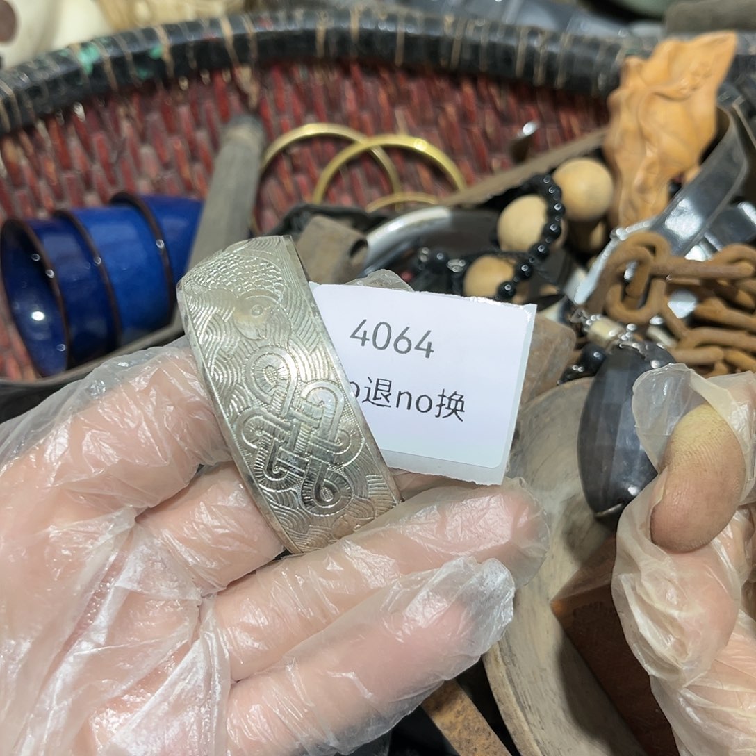 滇***池老挝石4064号工艺品