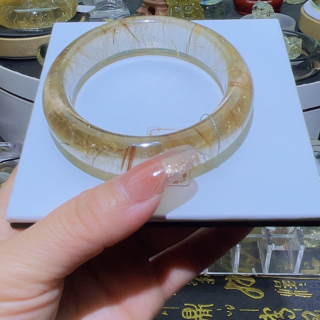 水晶手镯未镶嵌小***姐  天然发晶54➕