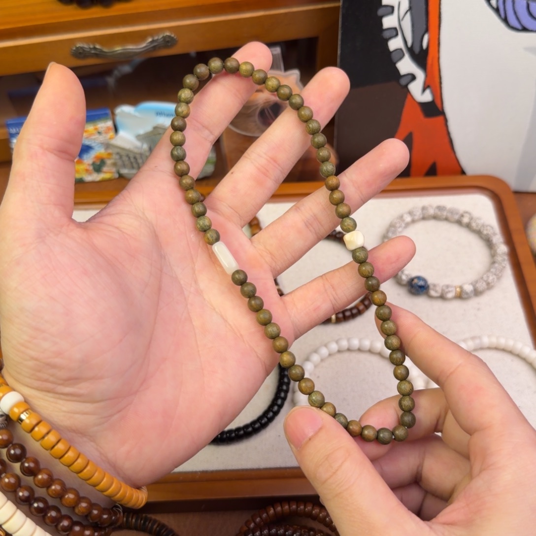 维腊木（绿檀）手串/手链