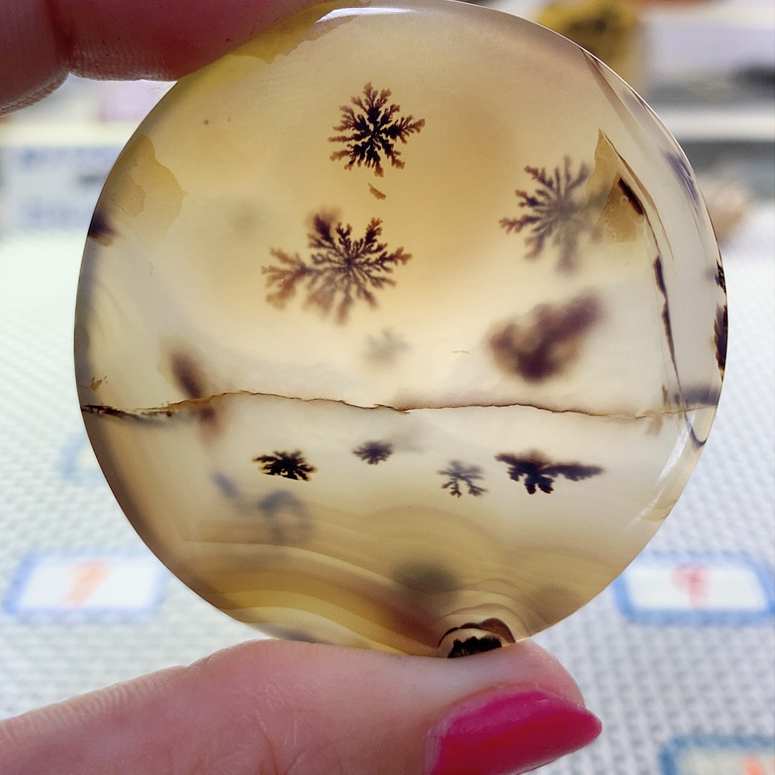 玛瑙/玉髓吊坠未镶嵌